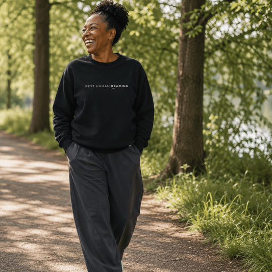 ESSENTIAL SWEATSHIRT